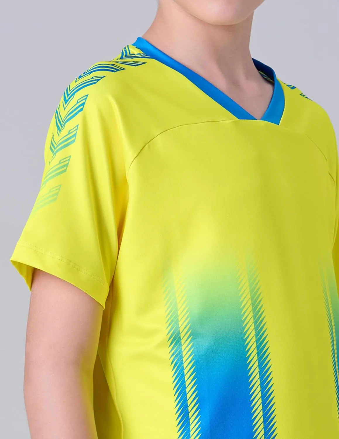 2 Pack Boys' Soccer Jerseys, Dry Fit Athletic Short Sleeve T-Shirts for Youth Kids, Performance Tops Activewear