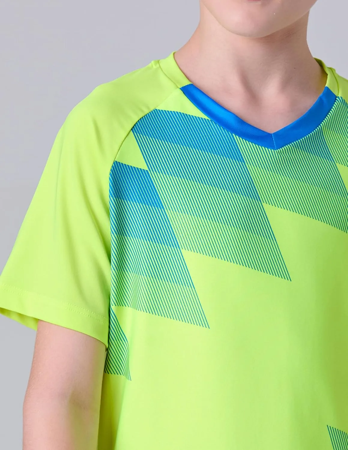 2 Pack Boys' Soccer Jerseys, Dry Fit Athletic Short Sleeve T-Shirts for Youth Kids, Performance Tops Activewear