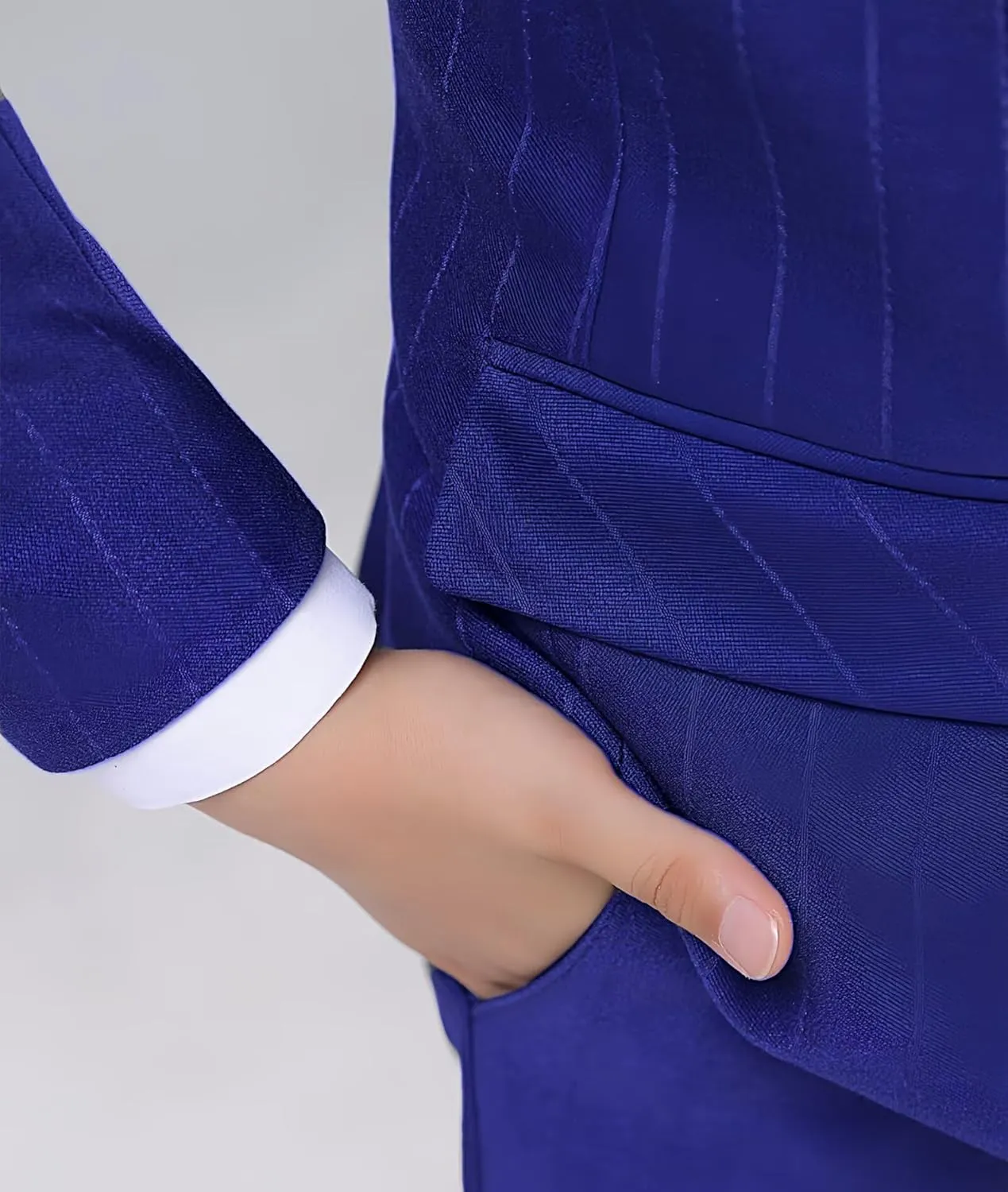 Boys Pinstripe Suits Kids Wedding Bearer Outfit Toddler Boy Communion Clothes Easter Formal Suit Set with Shirt and Tie