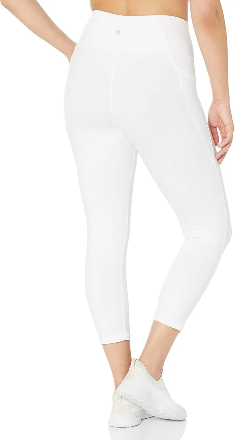 Danskin Women's Curved Contour Capri Legging
