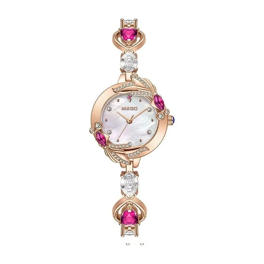 GlamPearl Round Dial Luxury Wristwatch