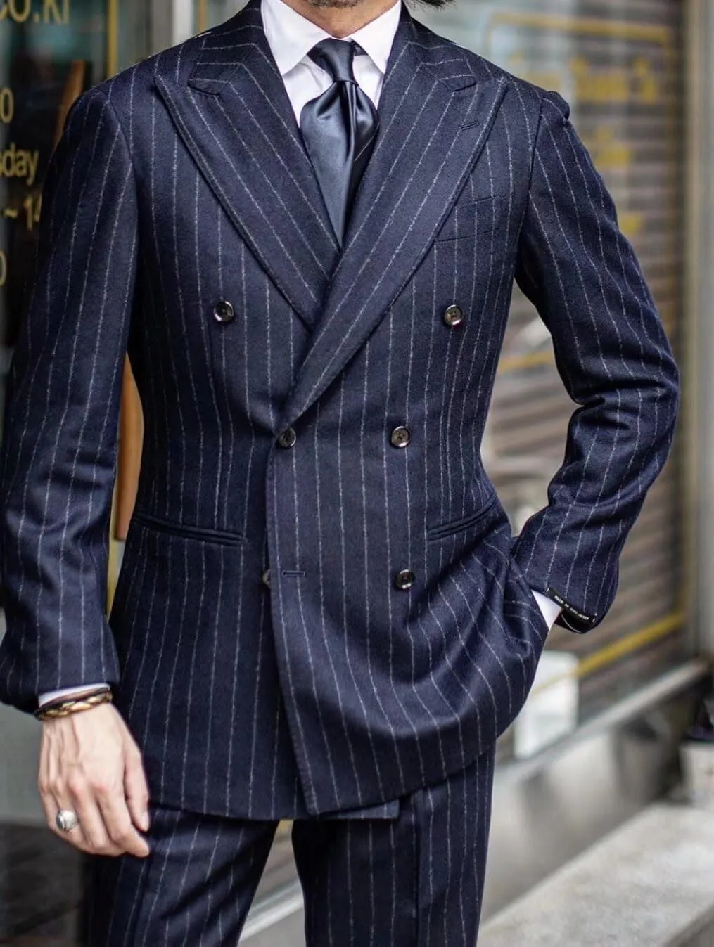 HUUTOE Men Pinstripe Suit 2 Piece Gomez Addams Costume Halloween Christmas Prom Wedding Party Pinstripe Blazer and Pants