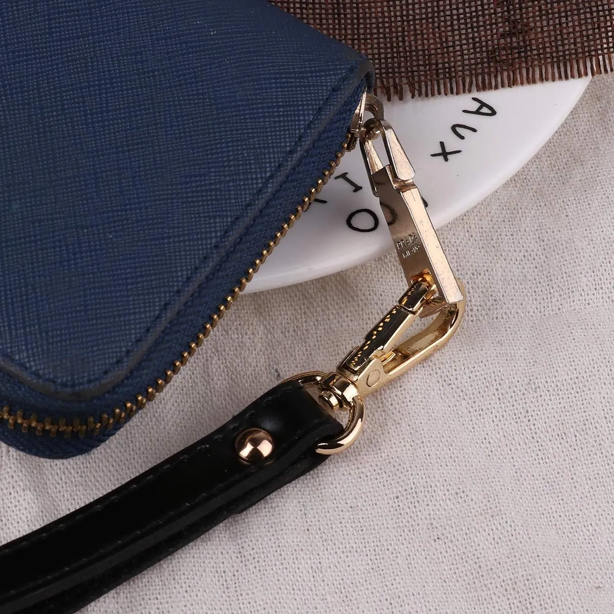IEFIEL Leather Wristlet Straps Wrist Strap Replacement Belt for Purse/Wallets/Keychain/Clutch Black&Gold One Size