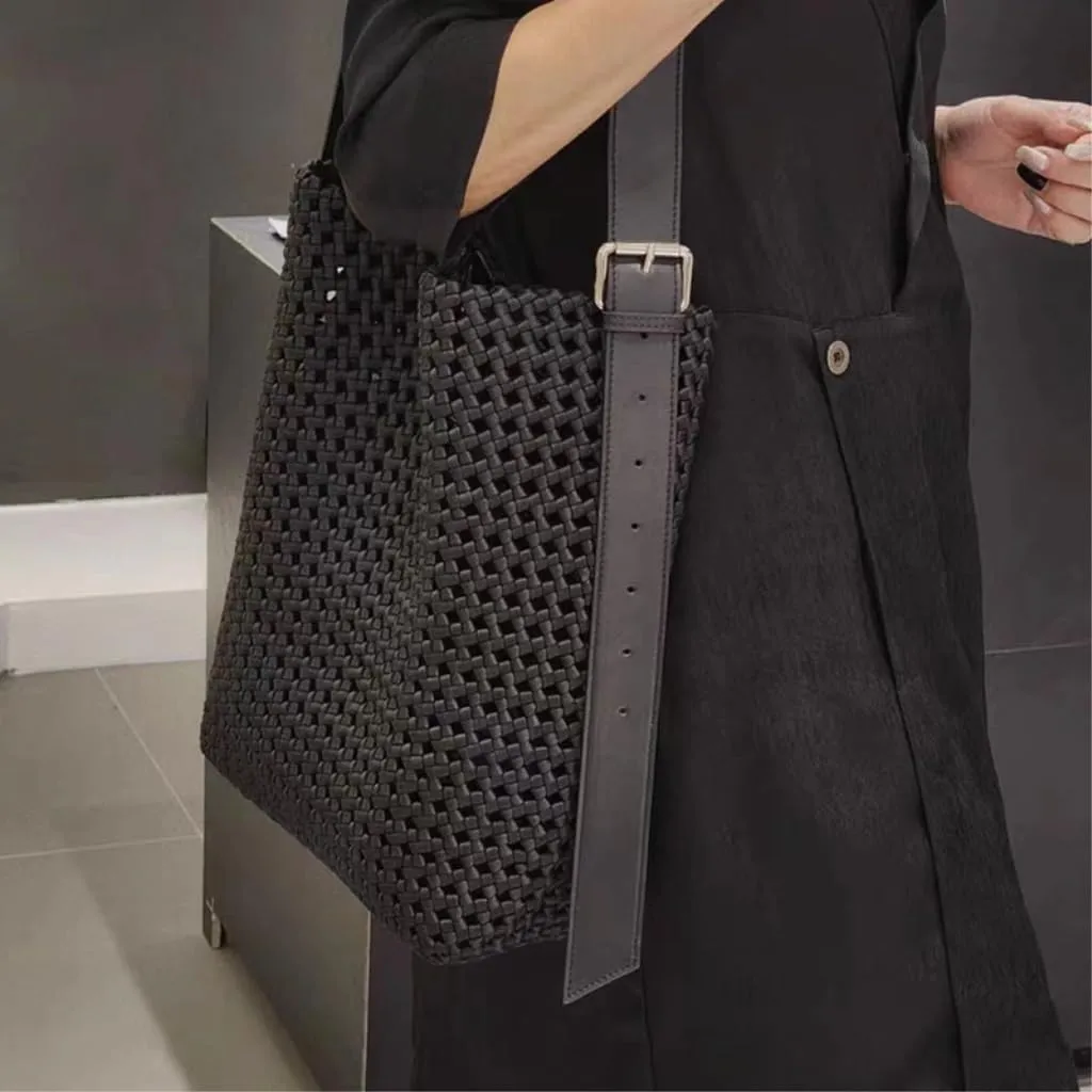 Large capacity Bag Simple and Versatile Woven Crossbody Bag: Deduce Diverse Fashion Styles for Outings Ladies shoulder Bag(Beige)